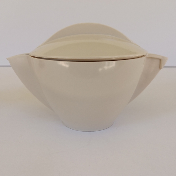 Vintage MelMac MCM  Malloware Covered Creamer Ivory - Picture 1 of 7